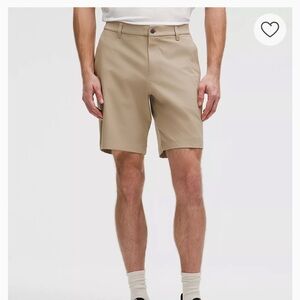 Lululemon ABC Classic-Fit Short 9"